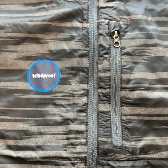 Reflective LSD pull over - Picture 2 of 4